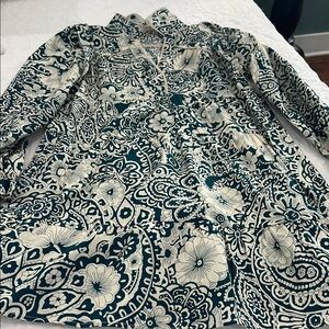 Umgee Cream and Green Paisley Dress, size large.